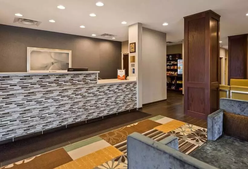 Szálloda Best Western Plus Boardman Inn & Suites