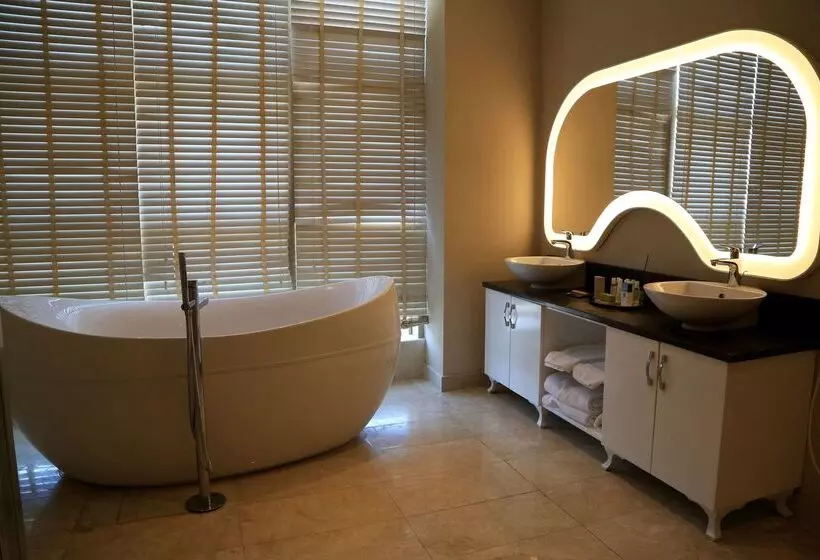 Doubletree By Hilton Hotel Istanbul Tuzla