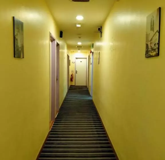 Hotel Zamburger Enstek