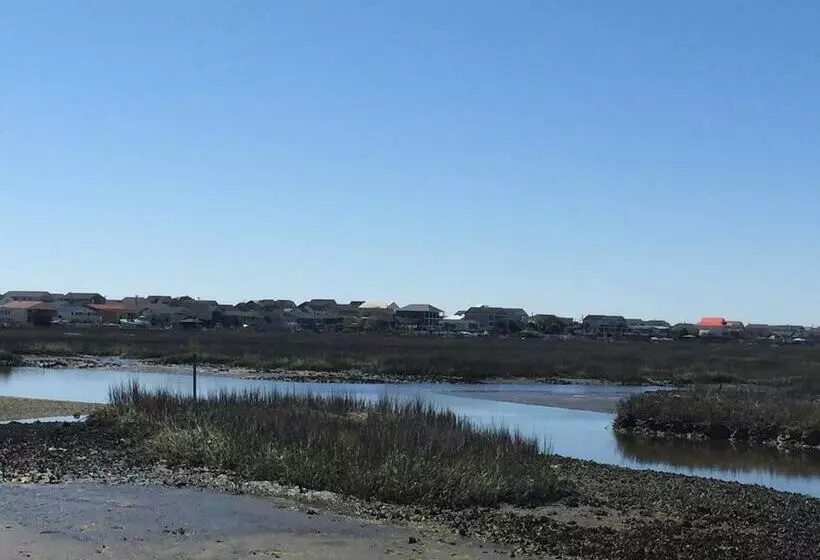 בית מלון כפרי Garden City Inn