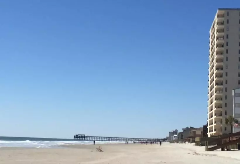 בית מלון כפרי Garden City Inn