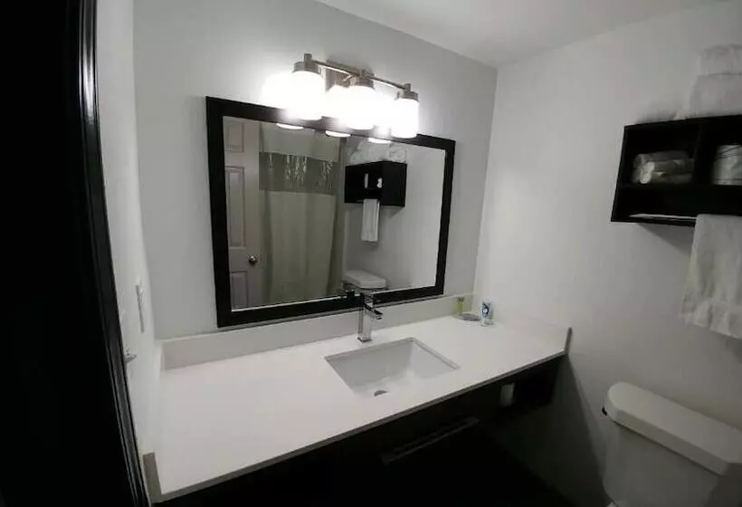 בית מלון כפרי Garden City Inn