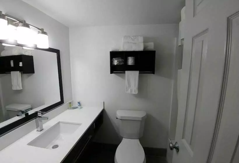 בית מלון כפרי Garden City Inn