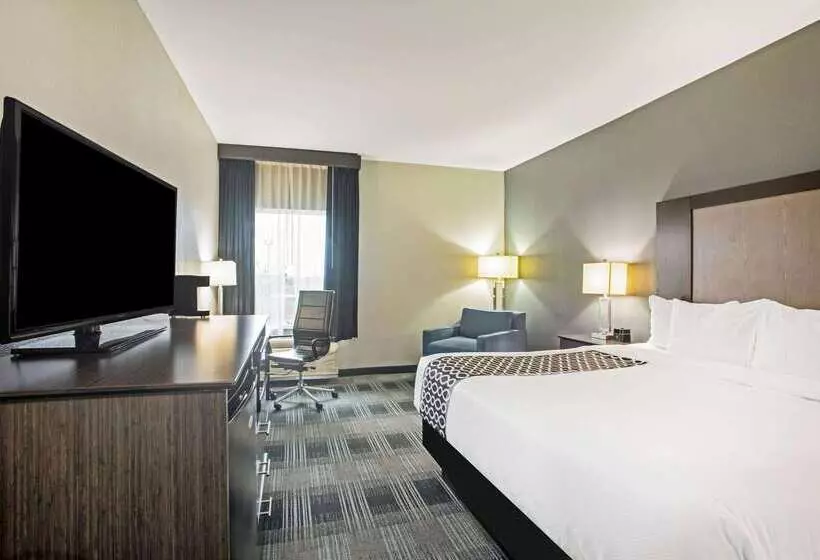 酒店 La Quinta By Wyndham Victoria South