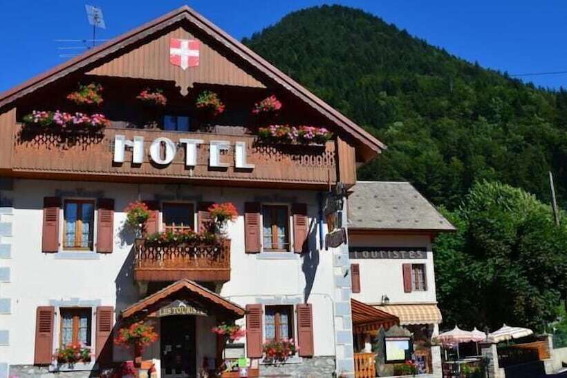 ホテル Les Touristes