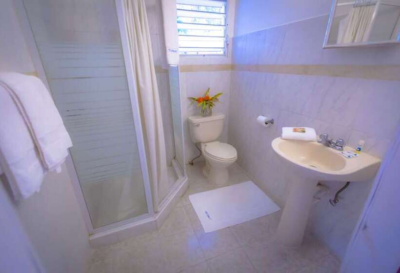 هتل Restaurant Cyvadier Plage