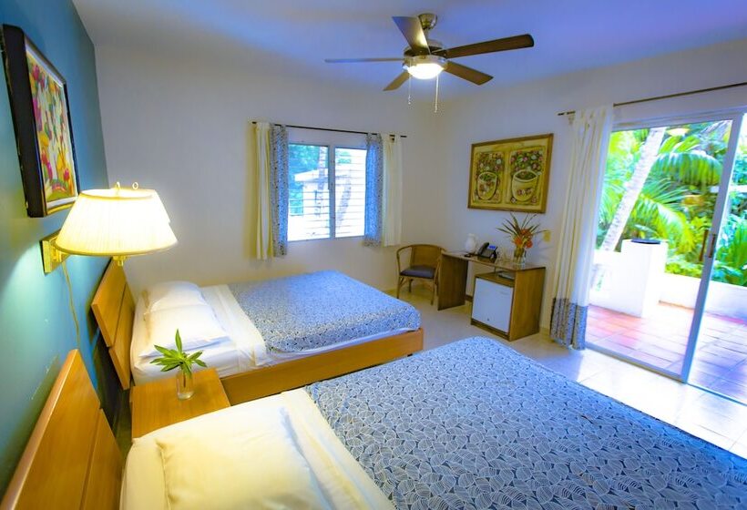 هتل Restaurant Cyvadier Plage