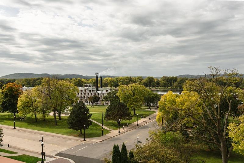 בית מלון כפרי The Charmant