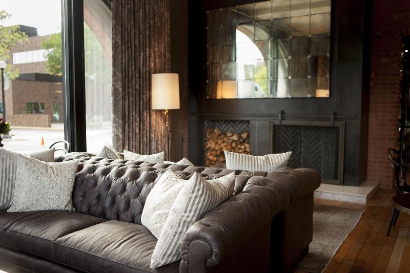 בית מלון כפרי The Charmant