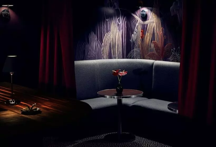 The Dean Hotel, An Ash