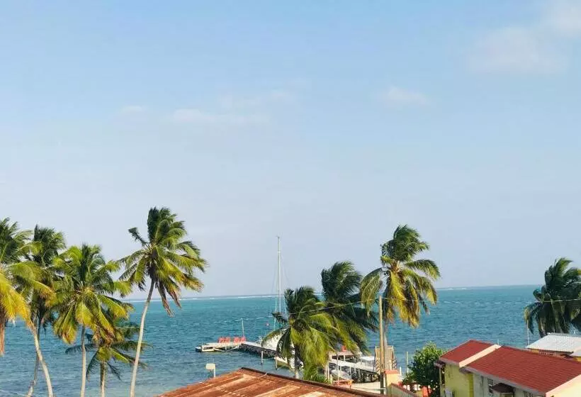 هتل Tropical Paradise