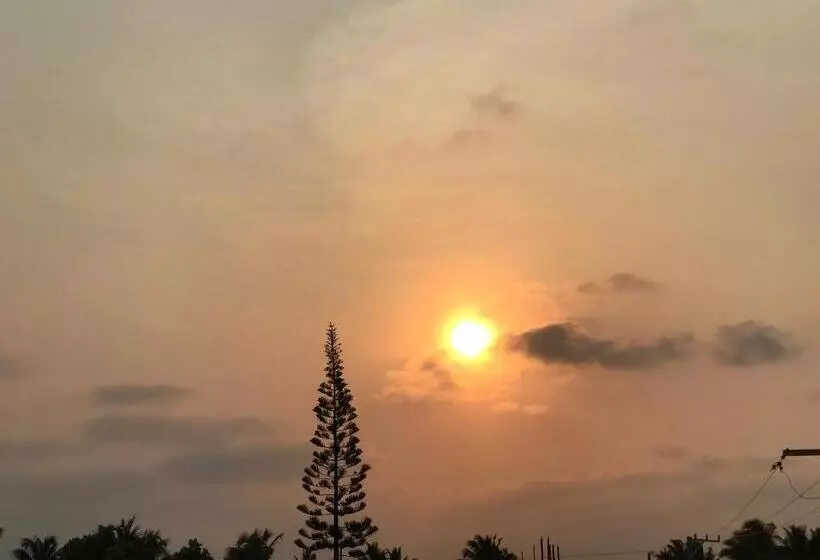 هتل Tropical Paradise