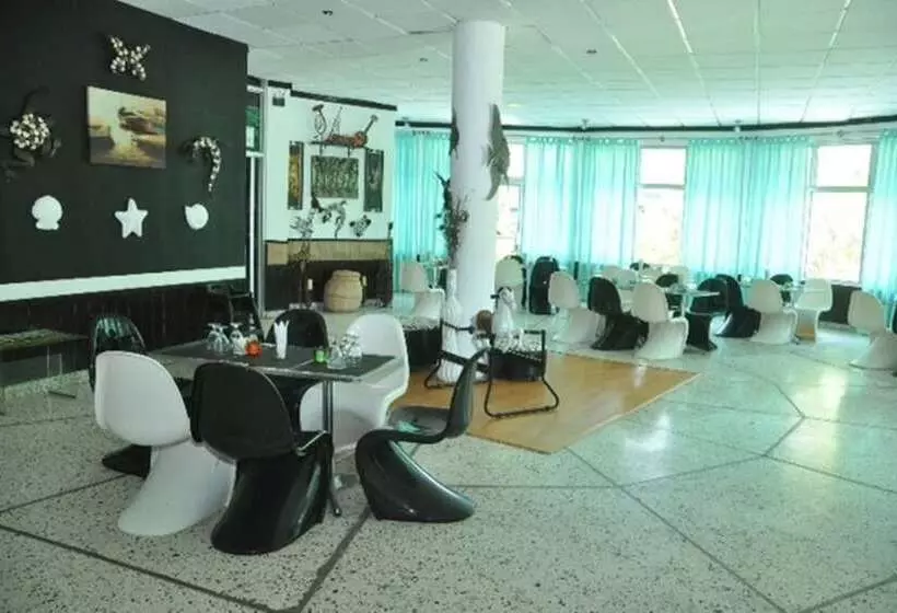 渡假胜地  Costa Azul Faro Marejada