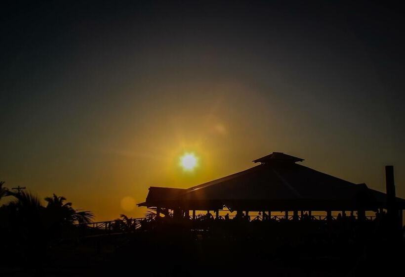 استراحتگاه Costa Azul Faro Marejada