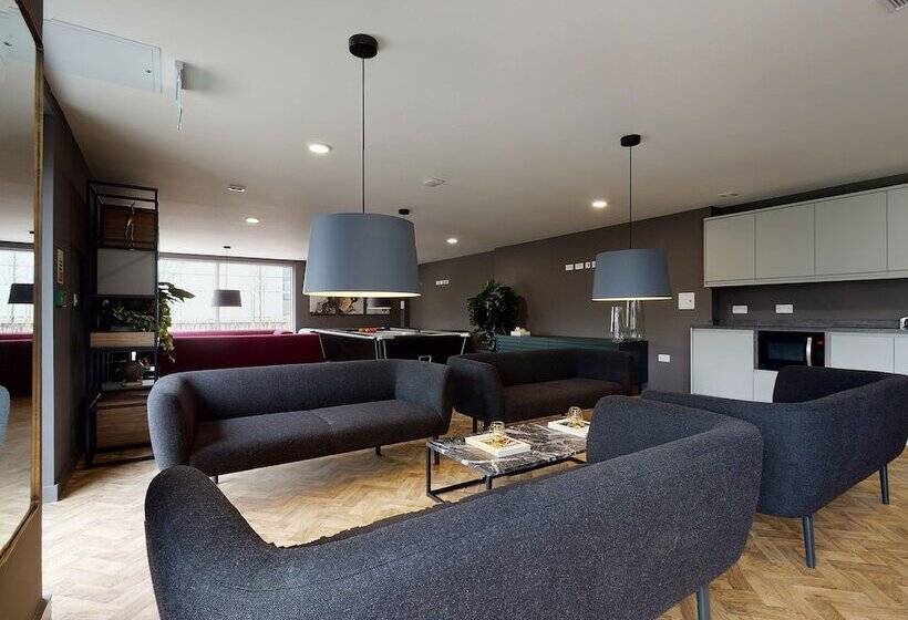 호스텔 Gorgeous Studios   Newcastle Under Lyme   Campus Accommodation