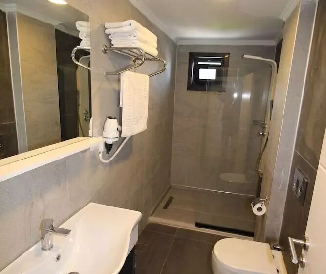 ホテル Avsa Extra Vagant