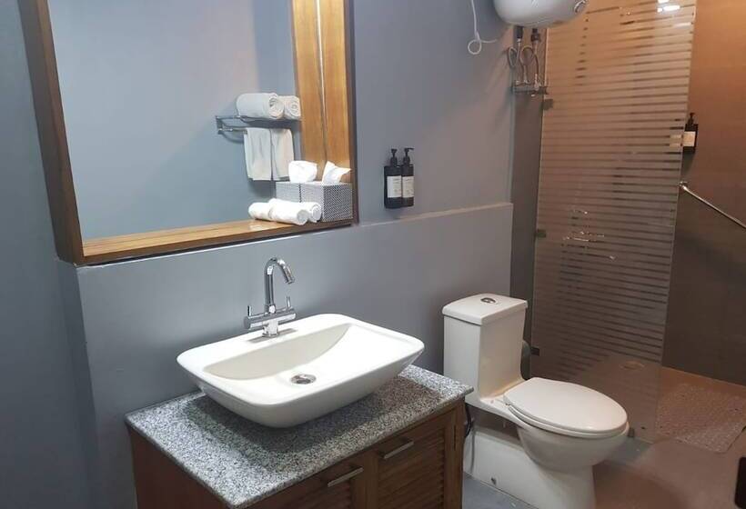 Hotell Blusalz Escapade Lansdowne