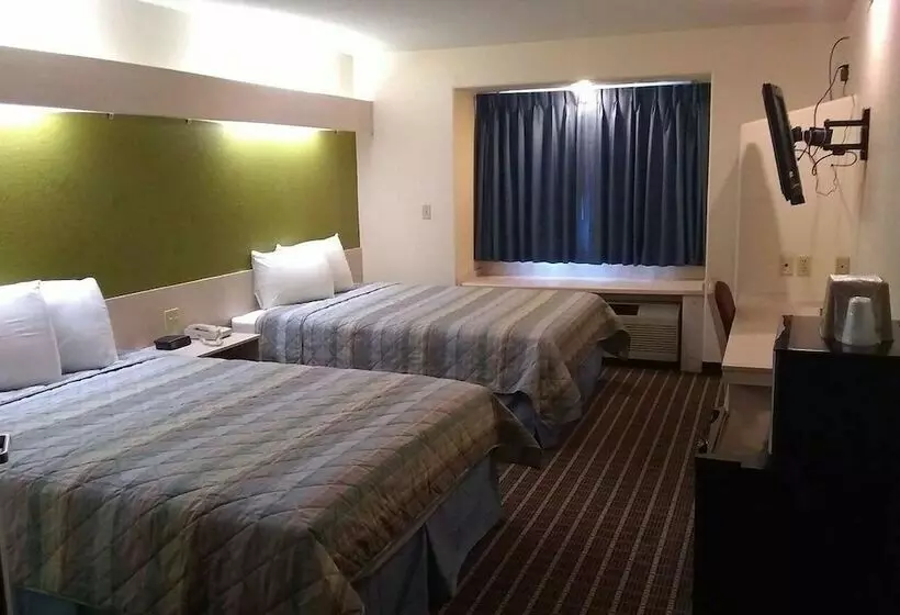 Hotelli Chadron Inn & Suites