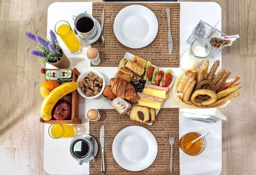 Hotelli Ermis Luxury Suites & Apartments