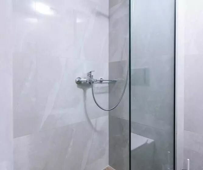 Hotelli Ermis Luxury Suites & Apartments