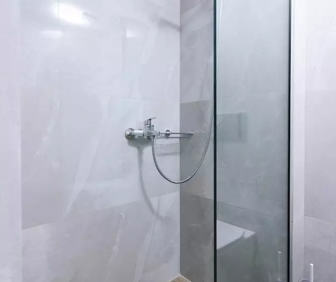 Hotelli Ermis Luxury Suites & Apartments