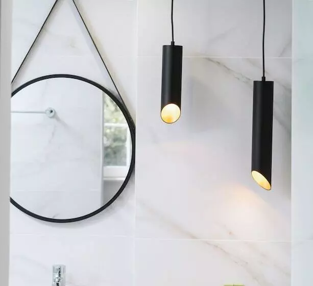 Hotelli Ermis Luxury Suites & Apartments