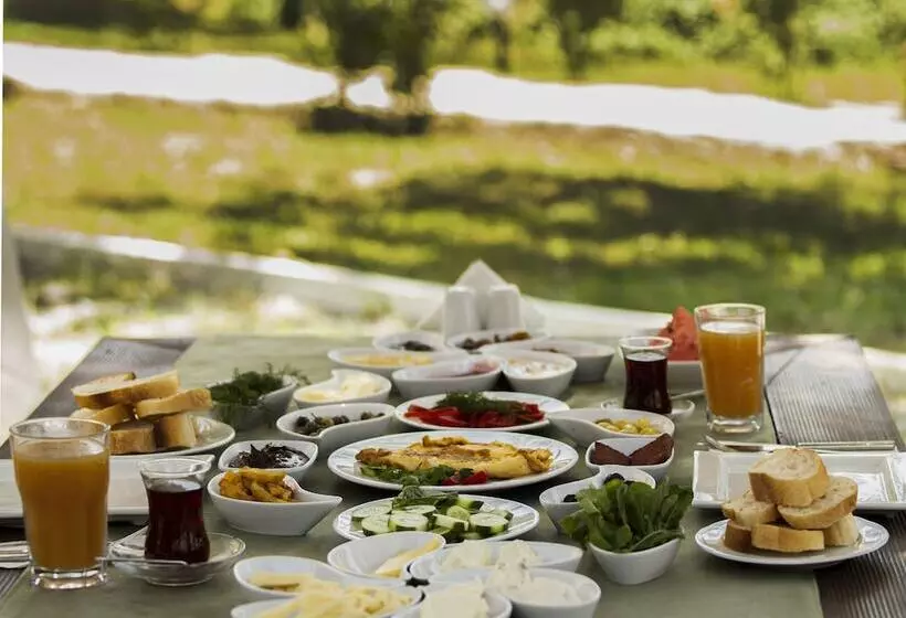 Hotelli Four Sides Bodrum Airport