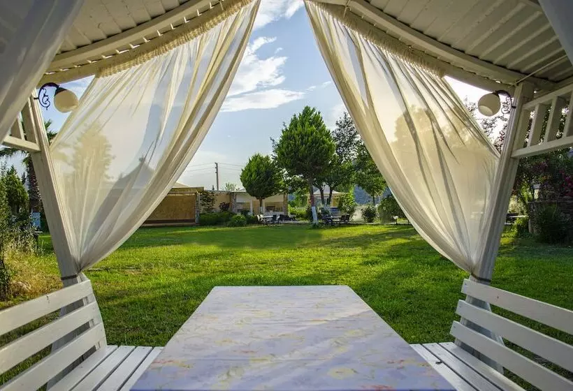 Hotelli Four Sides Bodrum Airport