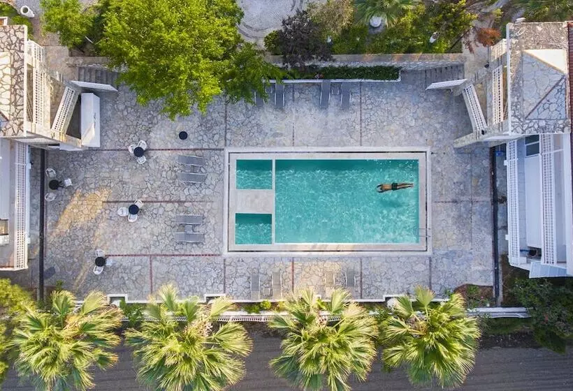 Hotelli Four Sides Bodrum Airport