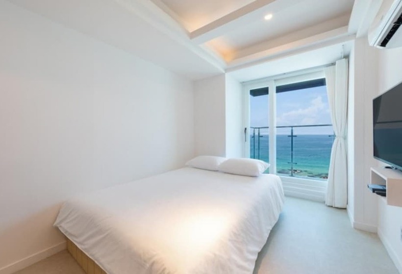 בית מלון כפרי Gangneung Bella Luna Pension