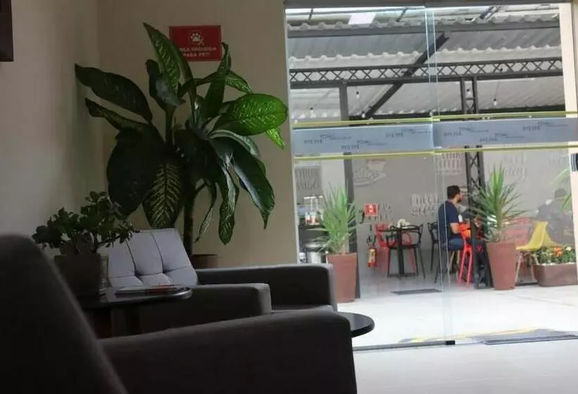 Hotelli Graal Inn Queluz