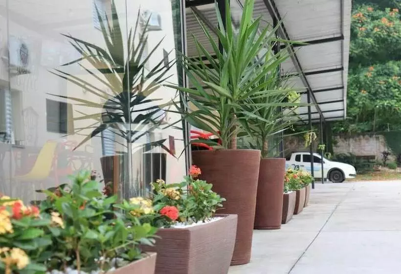 Hotelli Graal Inn Queluz