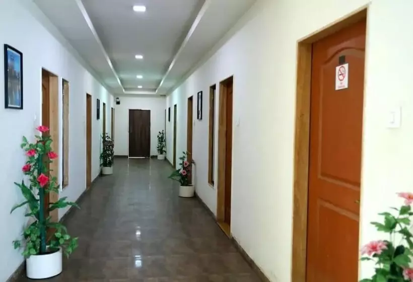 Hotelli Krushna Express Inn