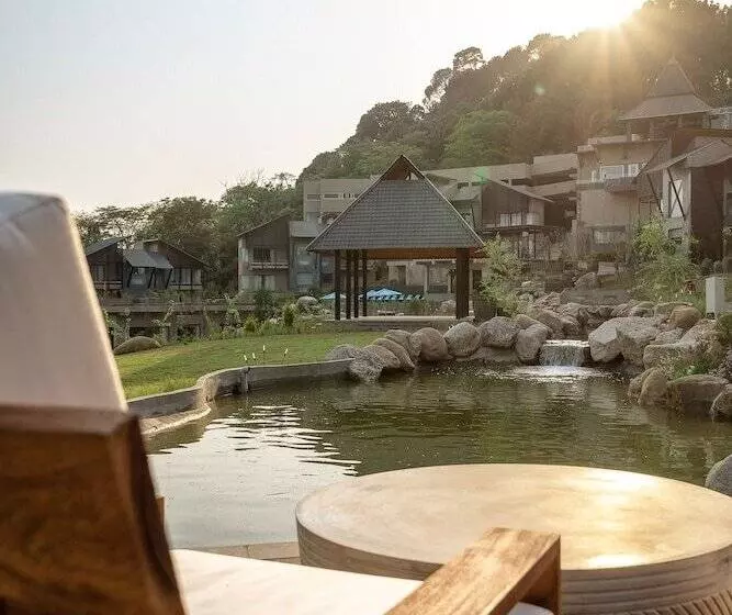 ホテル Norbu The Montanna, Dharamshala   Ihcl Seleqtions