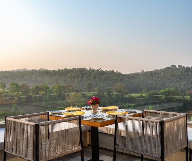 בית מלון כפרי Norbu The Montanna, Dharamshala Ihcl Seleqtions