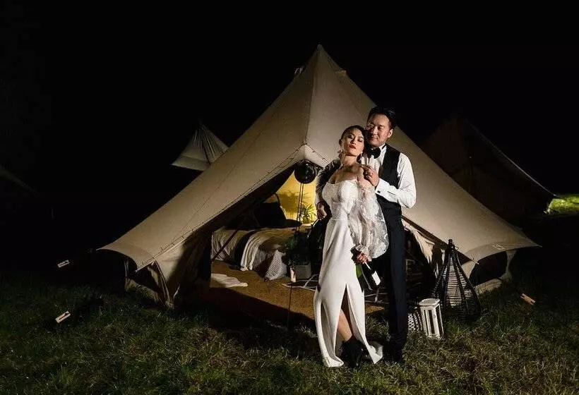 Hotelli Oastbrook Glamping