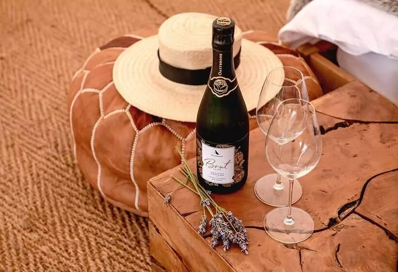 Hotelli Oastbrook Glamping