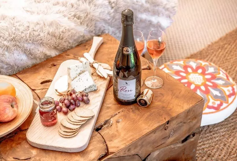 Hotelli Oastbrook Glamping