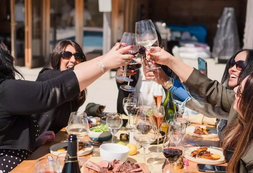 Hotelli Oastbrook Glamping