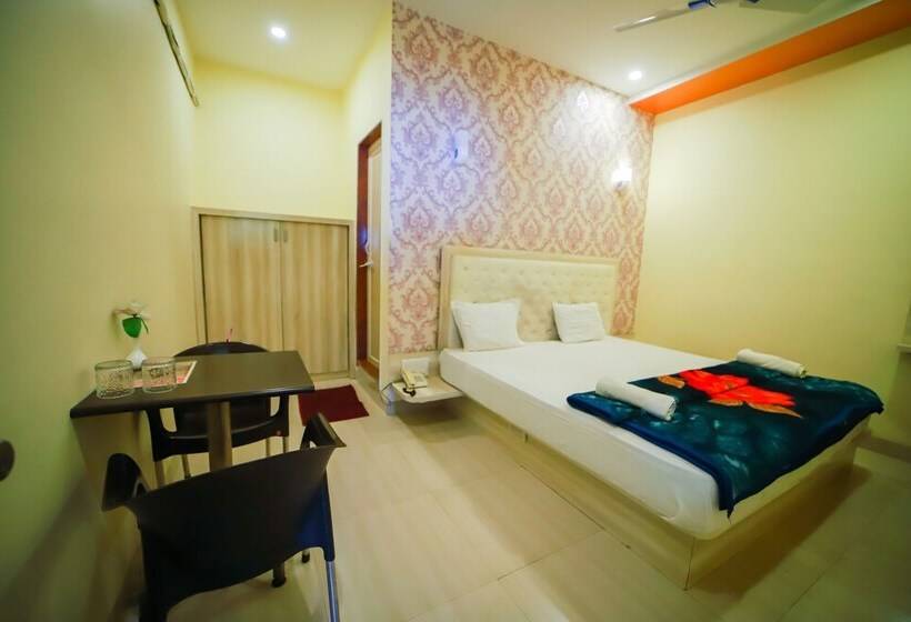 Отель Oregano Resorts