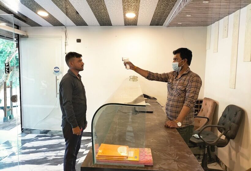 Отель Oregano Resorts