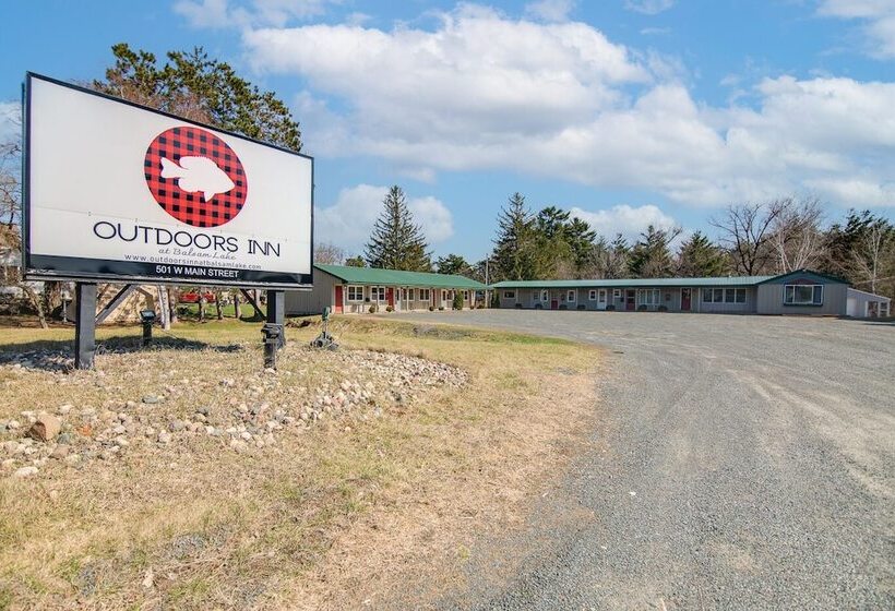 فندق Outdoors Inn At Balsam Lake