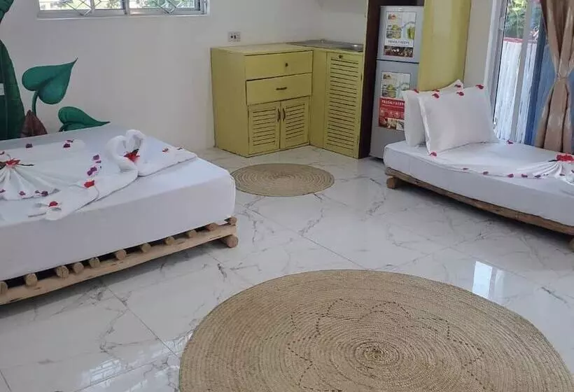 Hotelli Pole Pole House