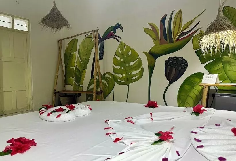 Hotelli Pole Pole House