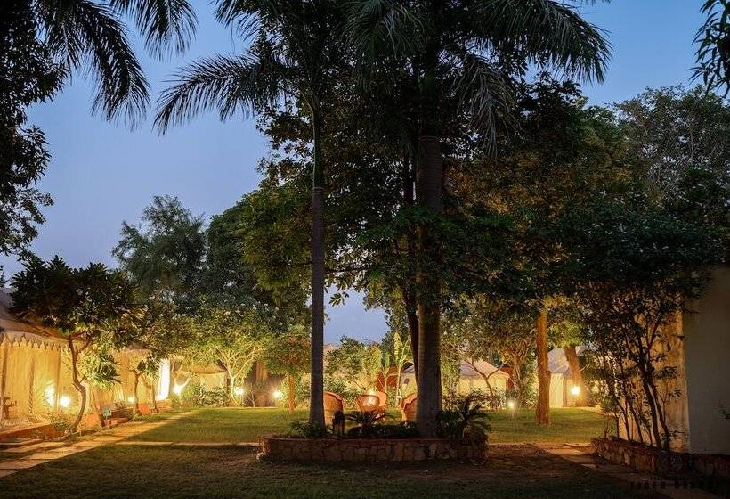 فندق Ranthambore Tiger Resort By Park Tree