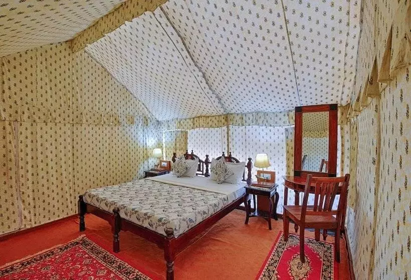 Hotelli Ranthambore Tiger Resort By Park Tree