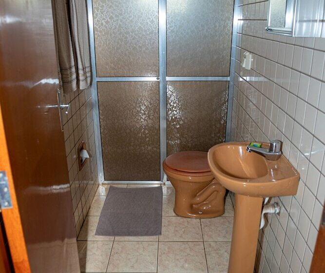 בית מלון כפרי Rp