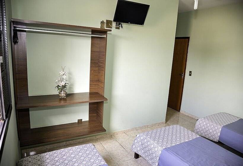 בית מלון כפרי Rp