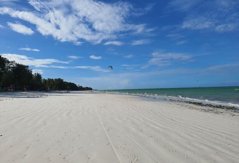 فندق Utulivu House