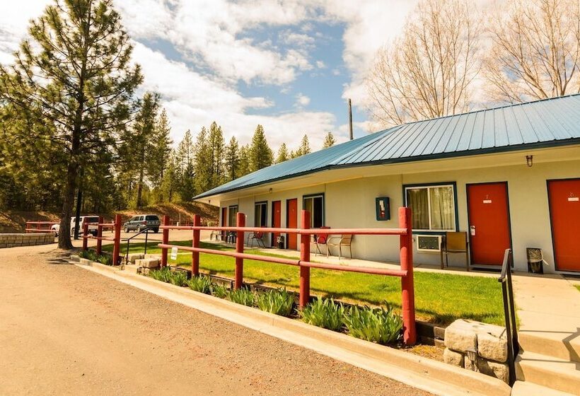 Мотель Columbia Point Resort